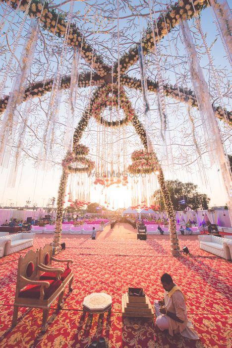 Photo Of Gujarati Mandap Decor