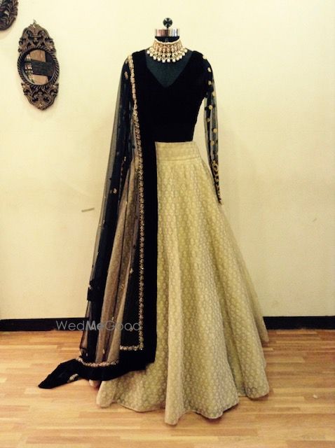 yeh lehenga nahi mehenga