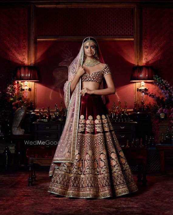 sabyasachi maroon bridal lehenga