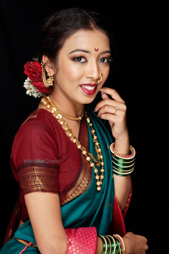 Nauvari Saree Makeup And Hairstyle Saubhaya Makeup