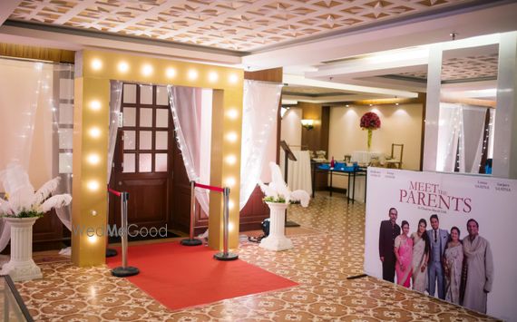 Photo Of Hollywood Themed Sangeet Decor