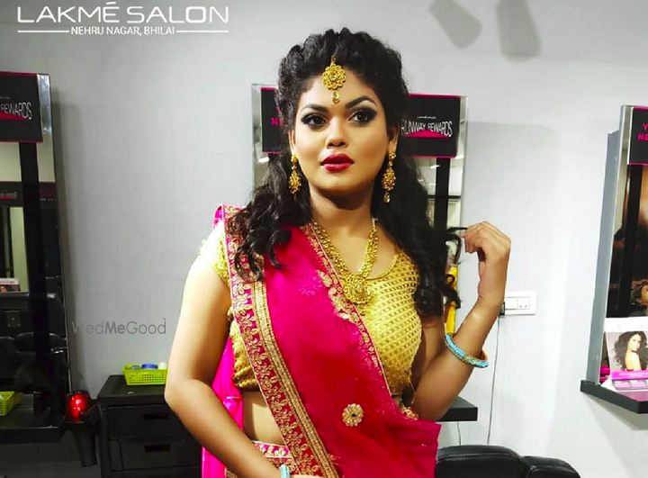 Lakme salon party makeup price deals