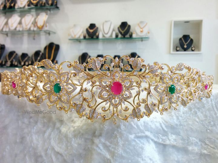 Samskruthi jewellers bangles top