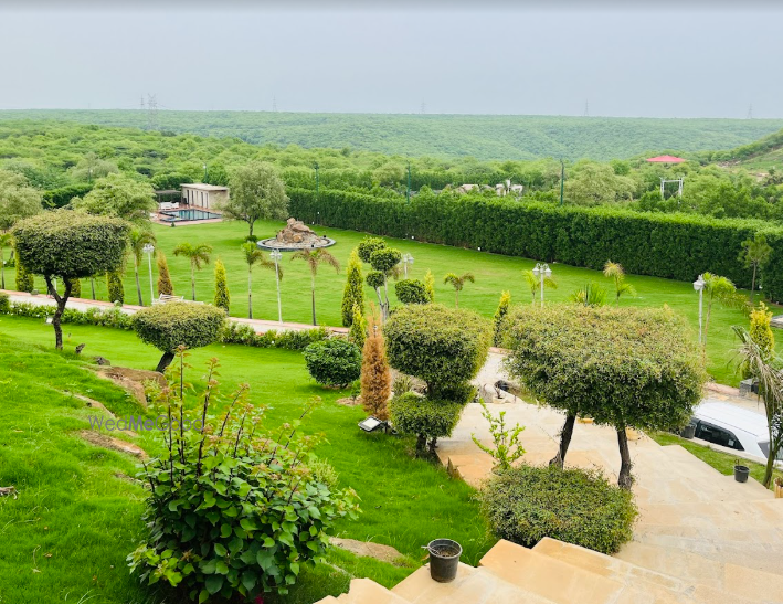 Eva Farms