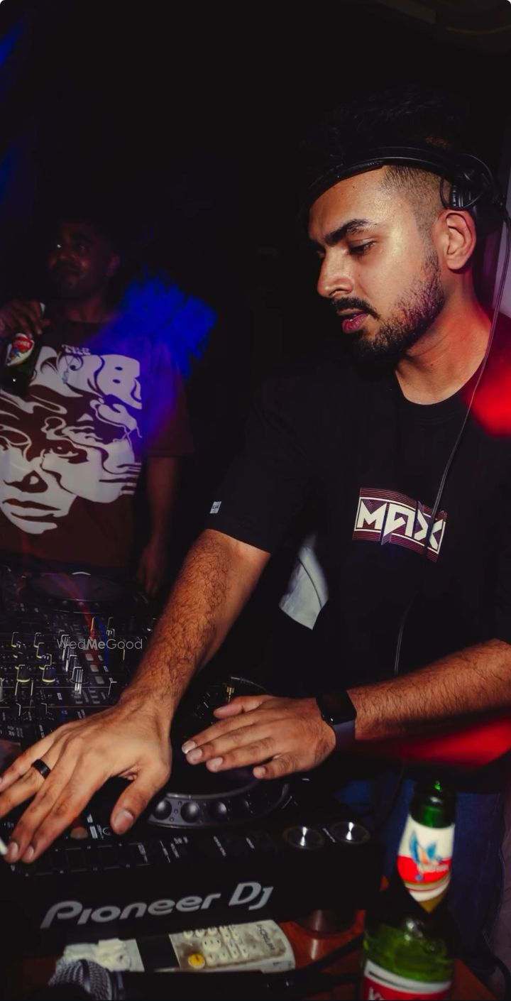 DJ Max - Ghaziabad | Price & Reviews