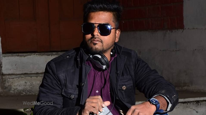 DJ Manish - Indore | Price & Reviews