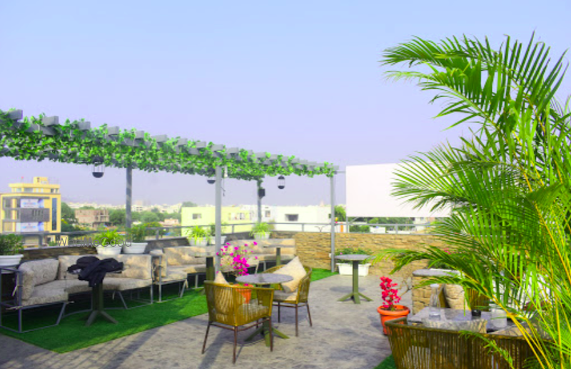 U Bar and Lounge