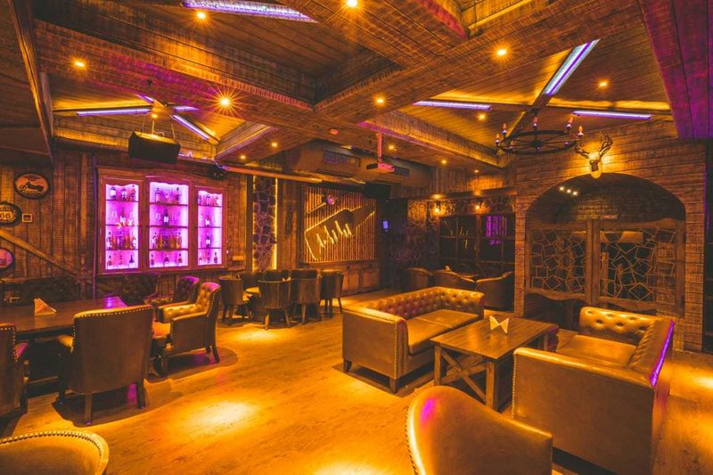 Toxic Courtyard of Toxic Lounge And Bar in Saket, Delhi - Photos, Get Free  Quotes, Reviews, Rating