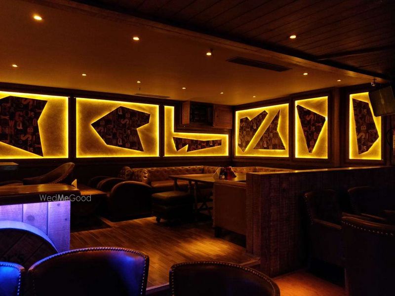 Toxic Courtyard of Toxic Lounge And Bar in Saket, Delhi - Photos, Get Free  Quotes, Reviews, Rating