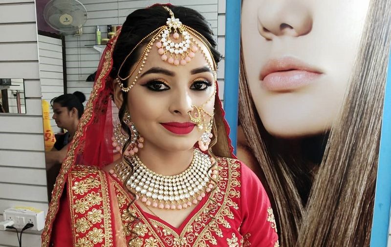 Kalpana's Beauty Salon - Price & Reviews | Ahmedabad Makeup Artist