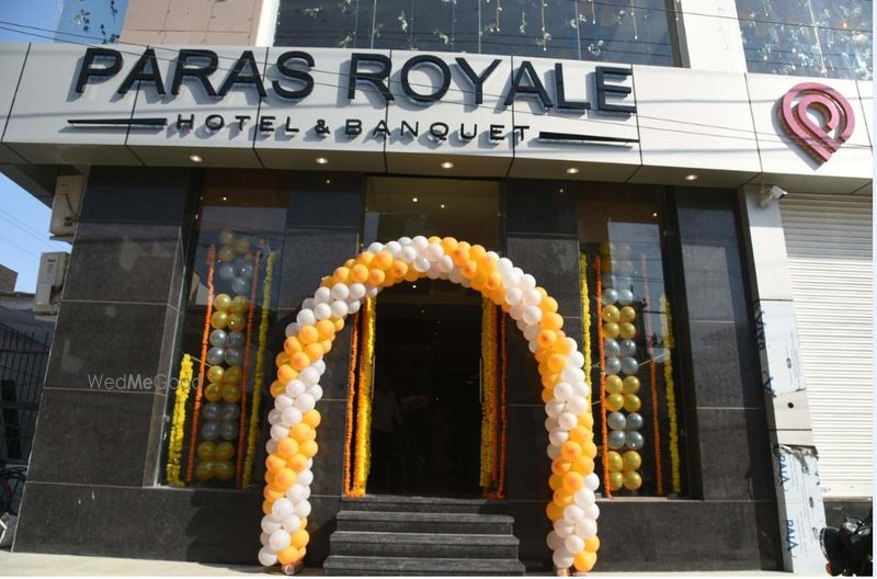 Hotel Paras Royale and Banquet