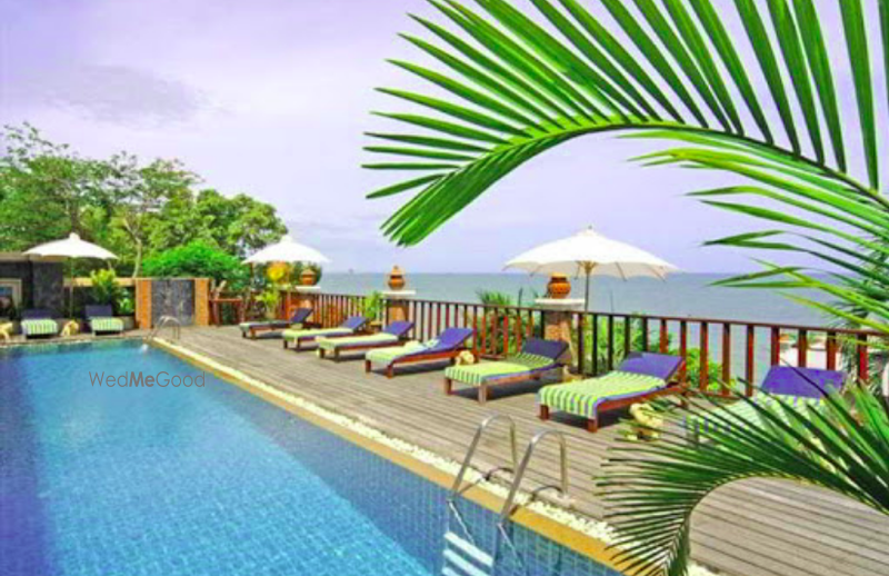 Royal Phala Cliff Beach Resort