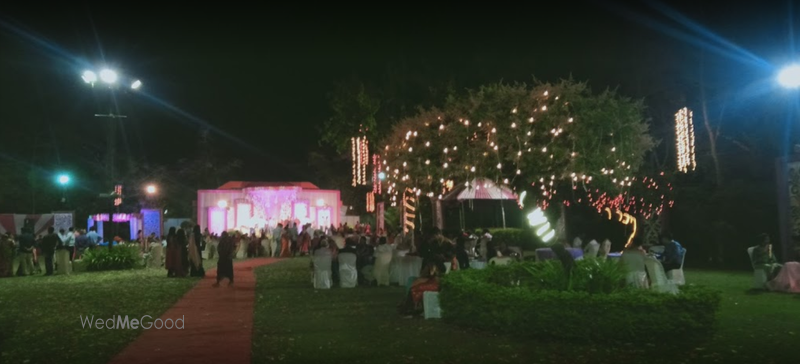 Auric Lawn