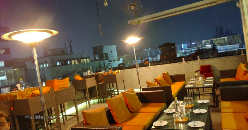 Hotel Charans Plaza