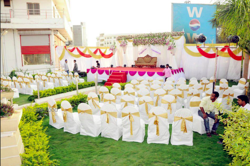 Yashraj Inn