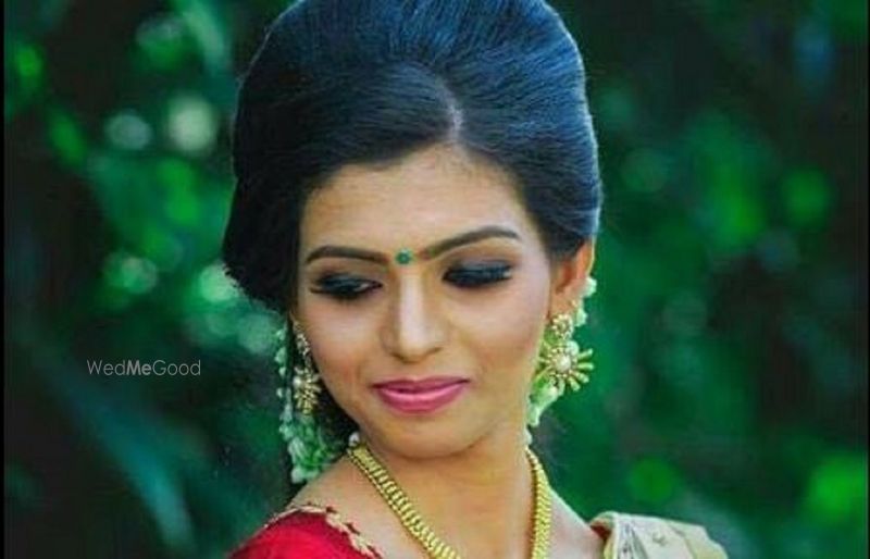 Cucumba Hair & Beauty Lounge - Price & Reviews | Ernakulam Makeup Artist