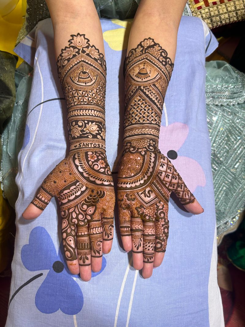 Best Bridal Mehandi Artist in Delhi, Top Mehandi Artist in Delhi NCR