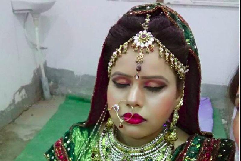 Riya Beauty Parlour Price & Reviews Jhansi Makeup Artist