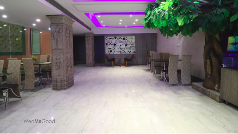 Hotel Waterfall Delhi