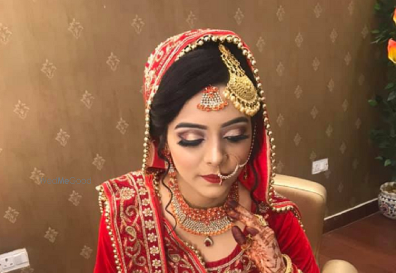 Divine Salon and Spa - Price & Reviews | Kanpur Makeup Artist Divine Salon and Spa - Price & Reviews | Kanpur Makeup Artist