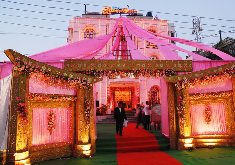 Hotel Bandhan, Lucknow | Banquet, Wedding venue with Prices