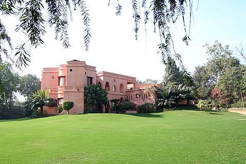 the banyan farm haveli mehrauli mg road