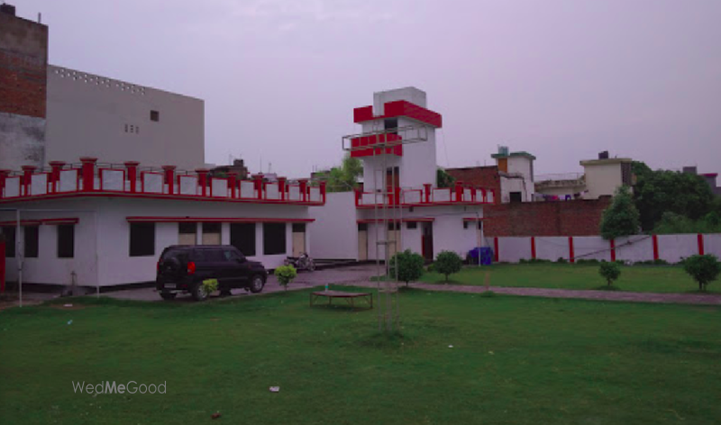 Padmaja Lawn