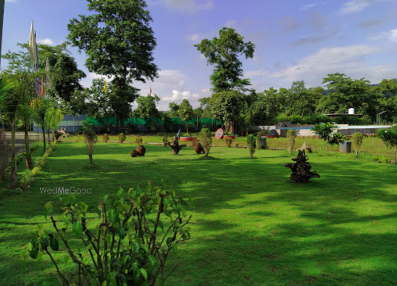 Sogno Farm Lawn