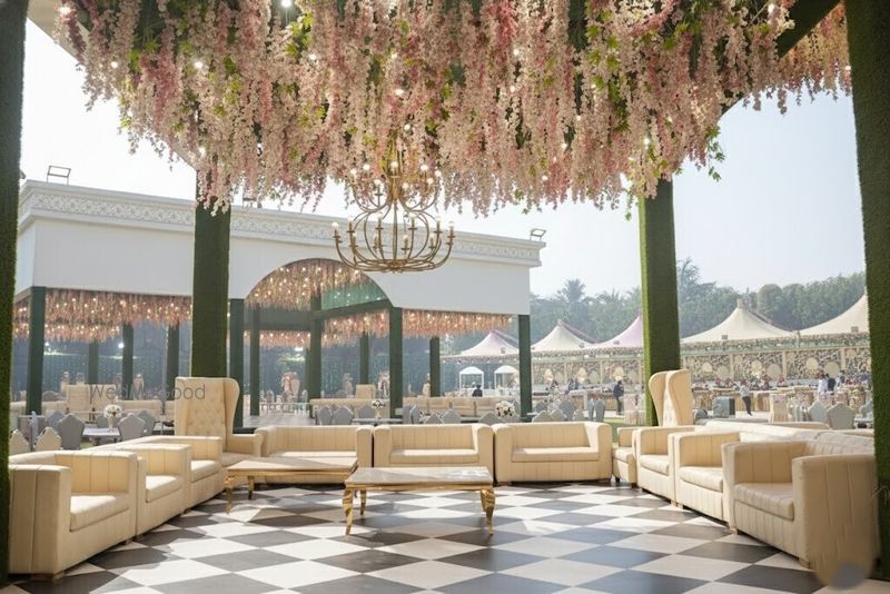 Frolic Farms and Banquets noida