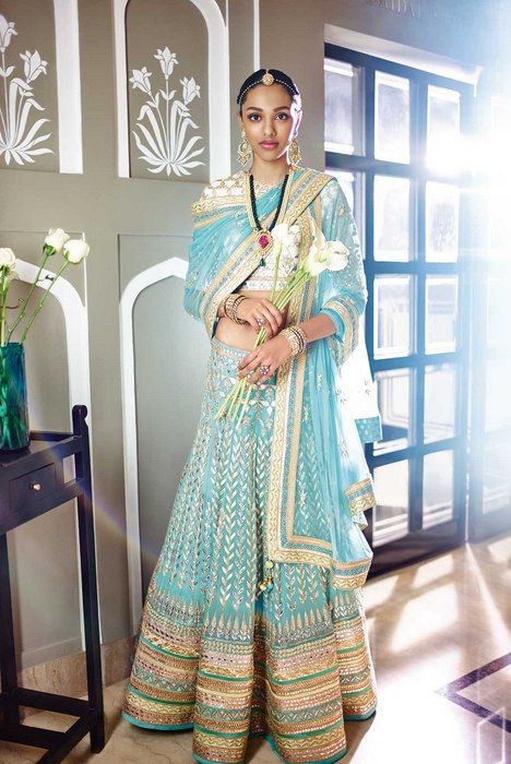 Anita Dongre Price Reviews Bridal Wear In Delhi Ncr Our collection of fine tailored sherwanis, bandhgalas, bandis and kurtas is a concurrence of sartorial artistry and impeccable detailing. wedmegood