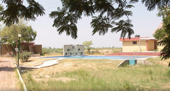 Pelican Perch Resort