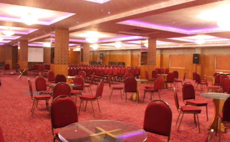 Chris Hotel