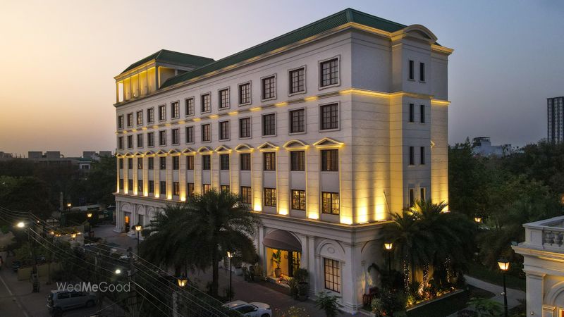 DLF Club 3
