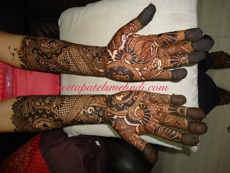 Mehndi Artist Geeta Patel - Intricate mehndi design for Gol-Dhana bride..!!  For booking n classes contact us on 9821549988 / 9769044486  #geetapatelsmehndi #mehendiart #mehndiartist #mehendilove #mehendi  #mehendifun #bridalmehendi #mumbaimehendiartist ...