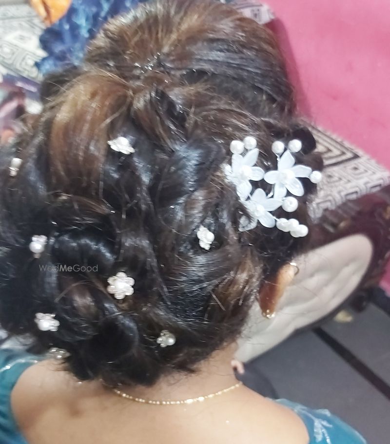Makeover by Saleha Begum - Price & Reviews | Hyderabad Makeup Artist Makeover by Saleha Begum - Price & Reviews | Hyderabad Makeup Artist