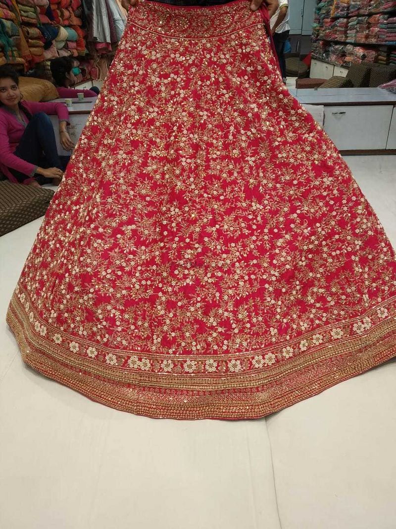 Designer bridal Lehenga by Shopping World