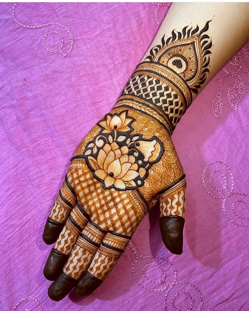 My VALUABLE LESSONS: గోరింటాకు Mehandi designs 2