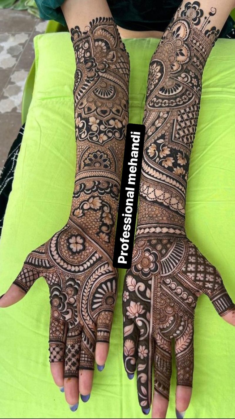 Karwa Chauth 2023: Top Trending Mehendi Designs To Bookmark For The Festive  Season