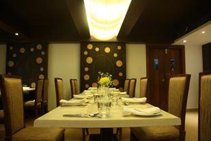 Dee Empresa Hotel