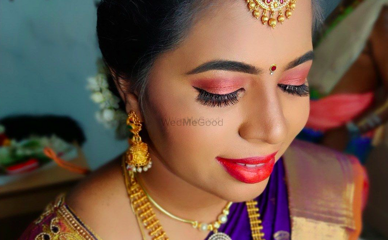 Anoos Makeover - Price & Reviews | Chennai Makeup Artist