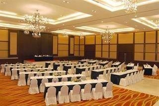 clarks inn pacific mall