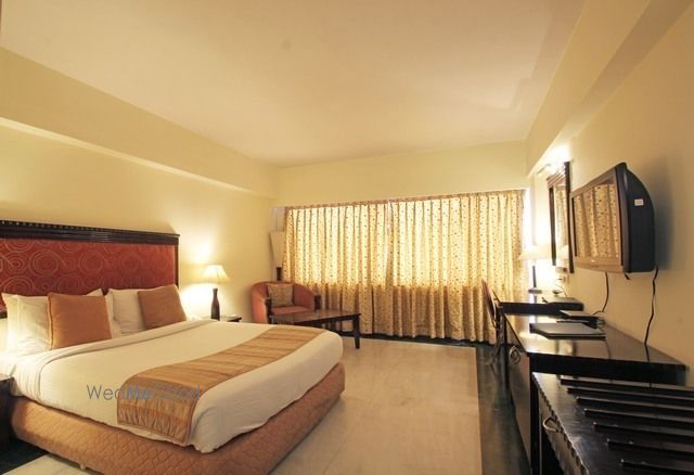 clarks inn pacific mall