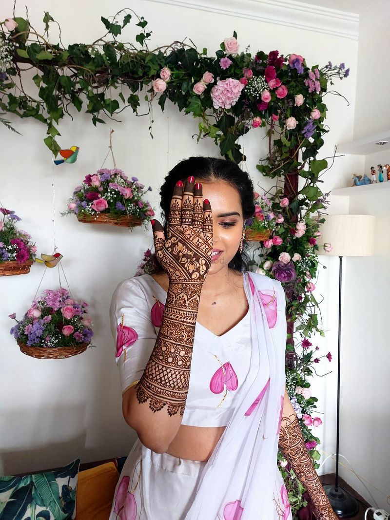 70 Latest Rose Mehndi Designs Of 2018 || Simple Rose Mehndi Images To  Inspire You | Bling Sparkle