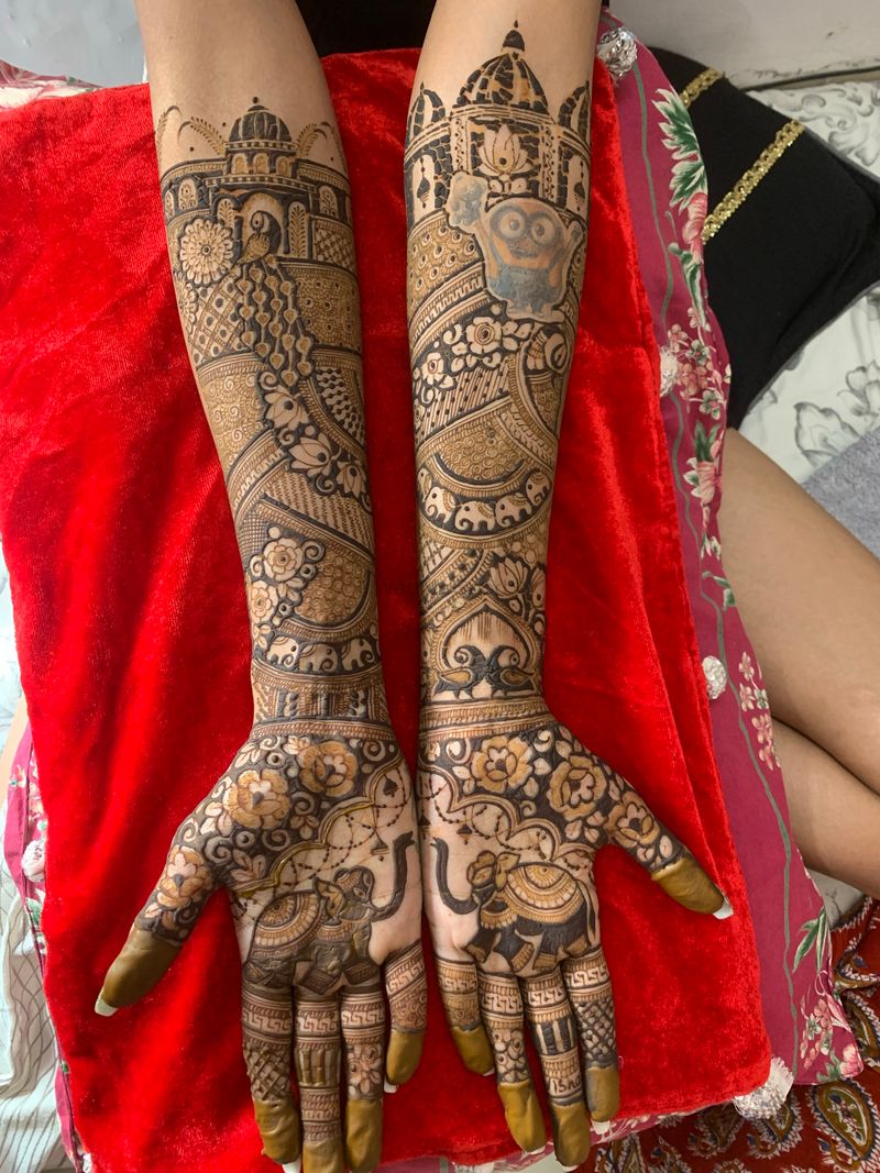 130+ Mehndi Yoga Figures Stock Photos, Pictures & Royalty-Free Images -  iStock