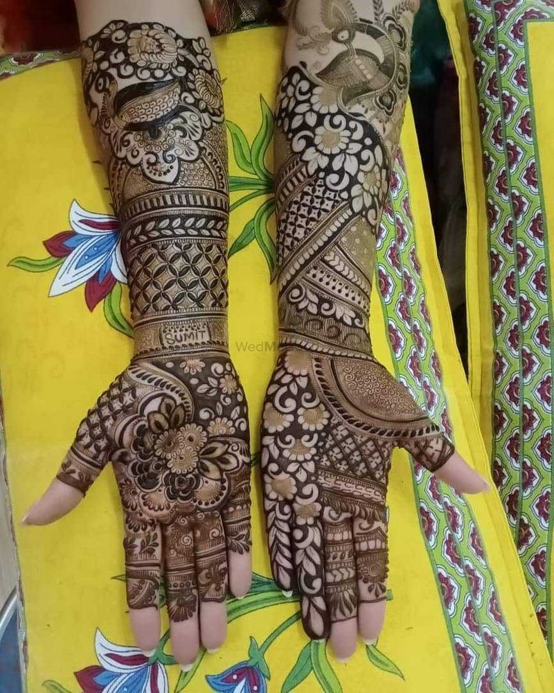 Manshu💕 | Back hand mehndi designs, Wedding mehndi designs, Mehndi designs