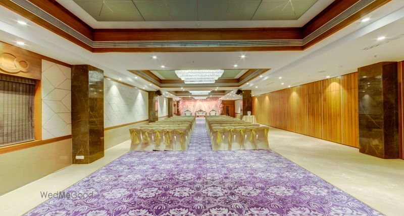 Vivette Banquets Malad West