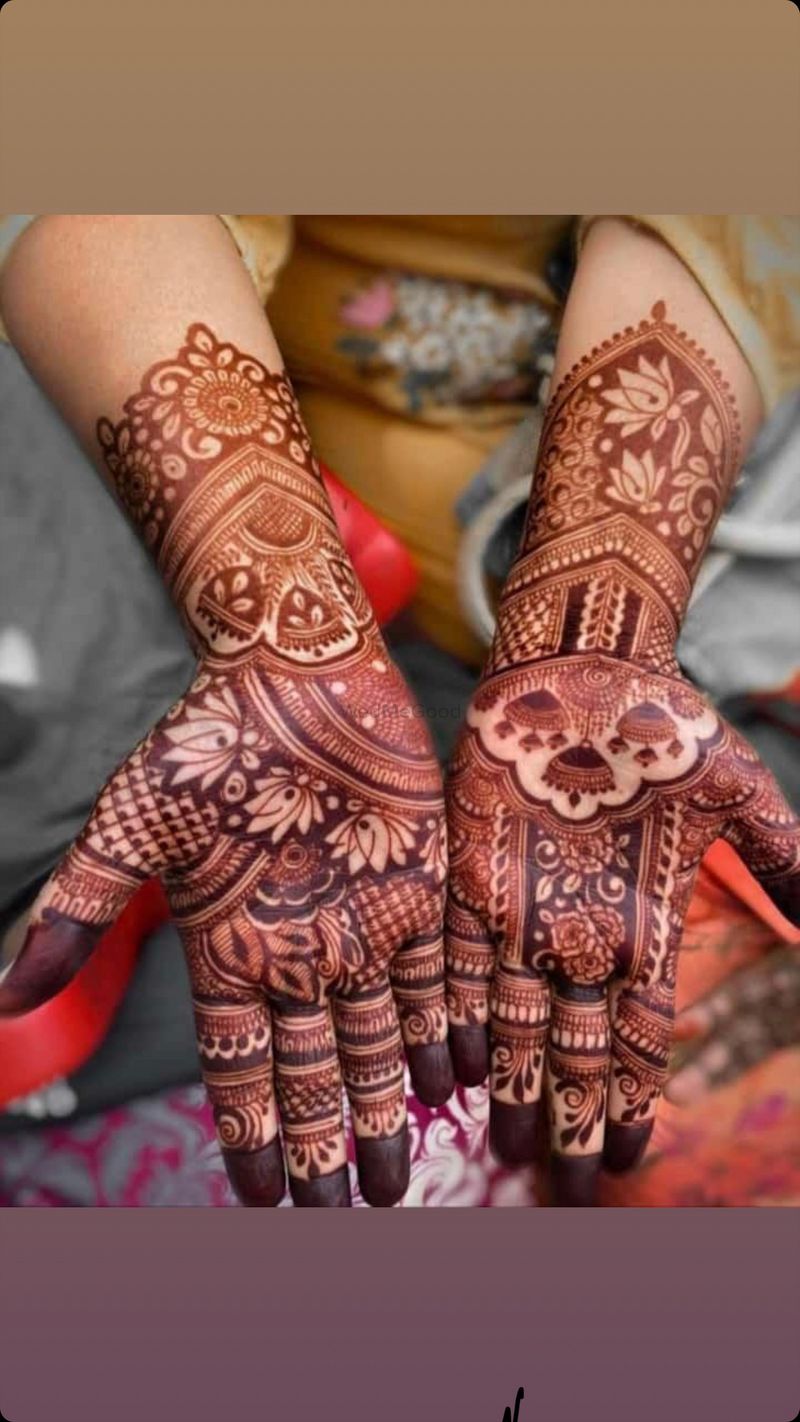 New Bridal Mehandi at best price in Kalyan | ID: 23549564430