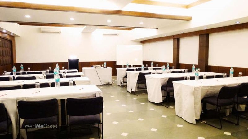 the legend inn east of kailash