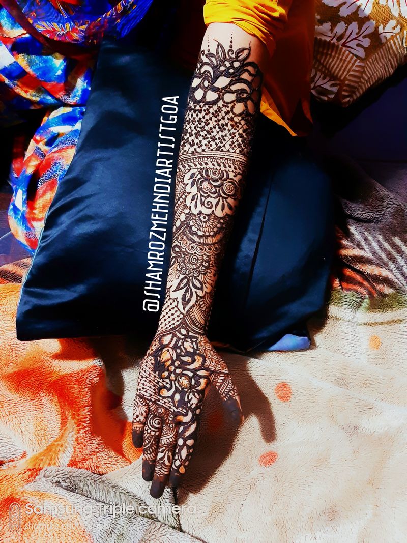 Soul Bridal Mehndi in Navrangpura,Ahmedabad - Best Mehendi Artists in  Ahmedabad - Justdial