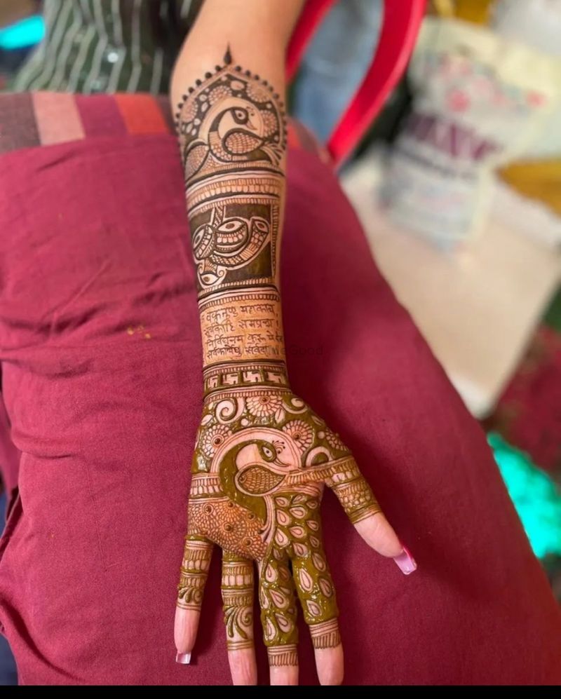 Shaik Tabassum Bridal Mehendi Artist, Bangalore. Best Mehndi Artists in  Bangalore. Mehndi Artists Price, Packages and Reviews | VenueLook